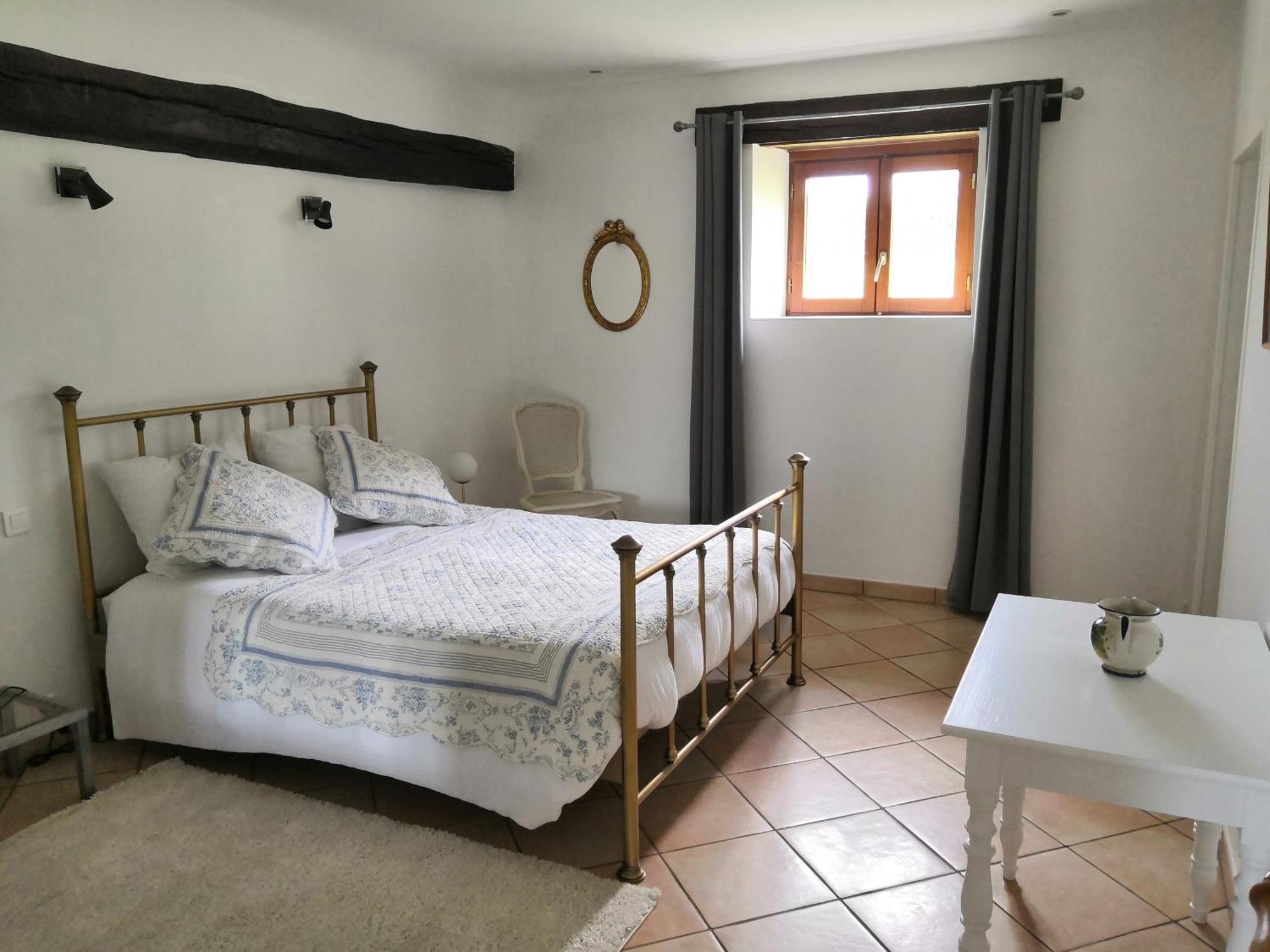 Bed and Breakfast La Marquise Penchee Orsennes Экстерьер фото