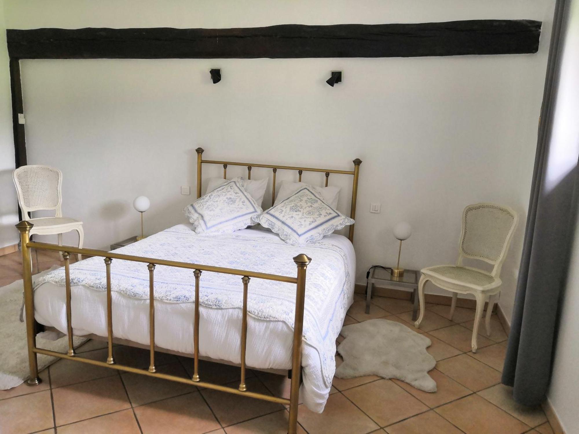Bed and Breakfast La Marquise Penchee Orsennes Экстерьер фото